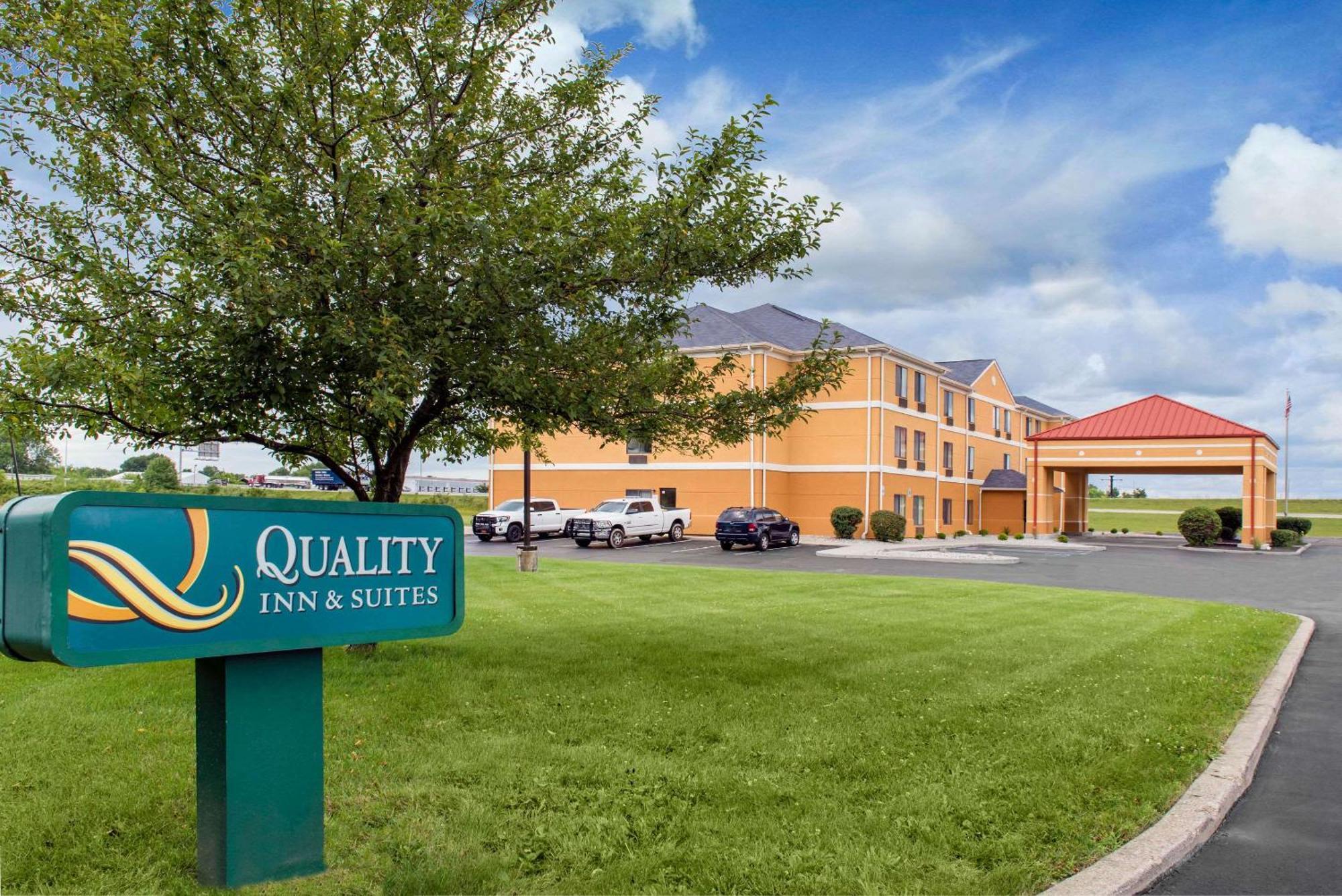Quality Inn & Suites Anderson I-69 Exterior foto