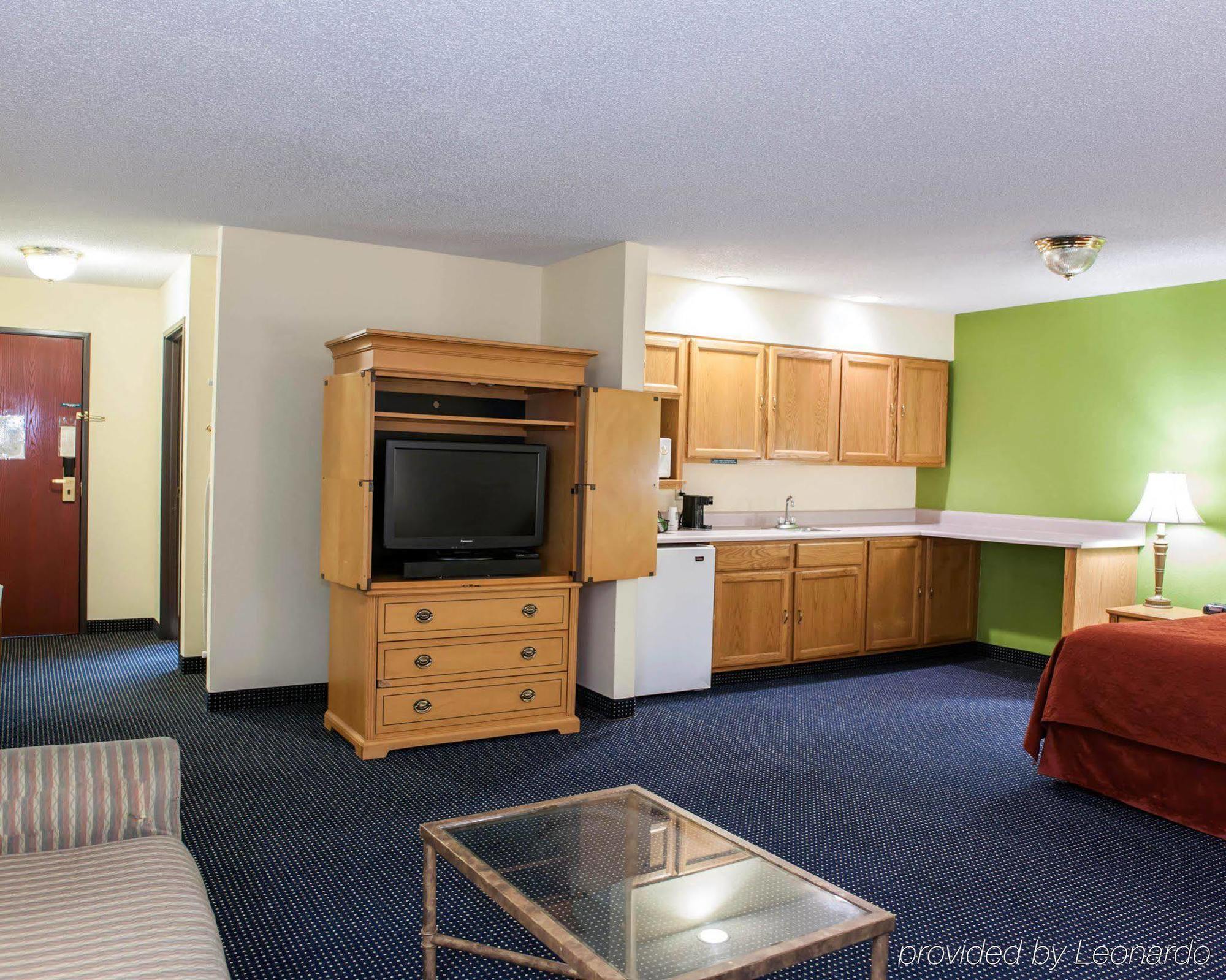 Quality Inn & Suites Anderson I-69 Exterior foto